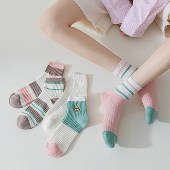 Короткие Носки для школьниц в стиле колледжа, Модные Полосатые хлопковые Дышащие Носки до щиколотки с глубоким вырезом, Женские Повседневные Спортивные носки Harajuku